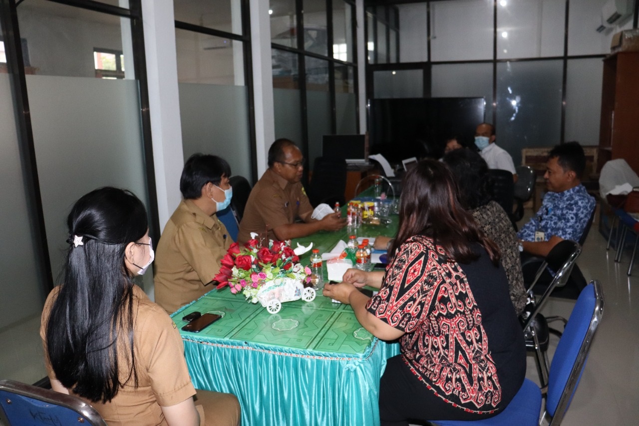 DISKOMINFOSANTIK GUMAS JALIN KERJASAMA DENGAN MEDIA PERS 1 DISKOMINFOSANTIK GUMAS JALIN KERJASAMA DENGAN MEDIA PERS 2