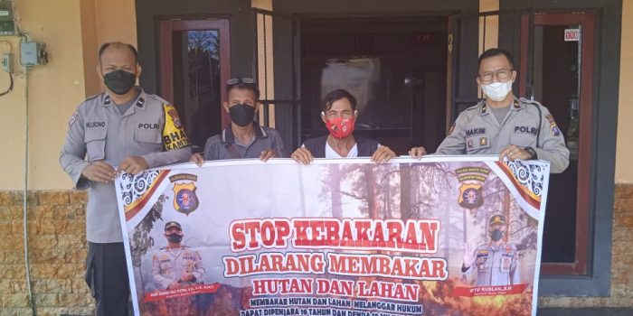 Polsek Dustim Gencarkan Sosialisasi Karhutla 1 Polsek Dustim Gencarkan Sosialisasi Karhutla 1