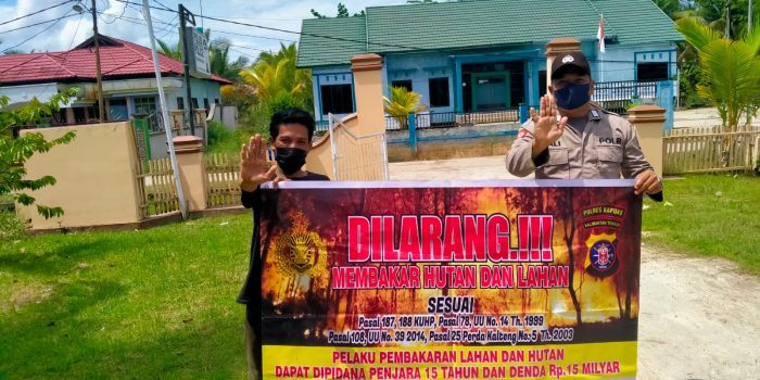 Polsek Kapuas Kuala Lakukan Upaya Pencegahan Dengan Rutin Sosialisasi Karhutla 1 Polsek Kapuas Kuala Lakukan Upaya Pencegahan Dengan Rutin Sosialisasi Karhutla 1