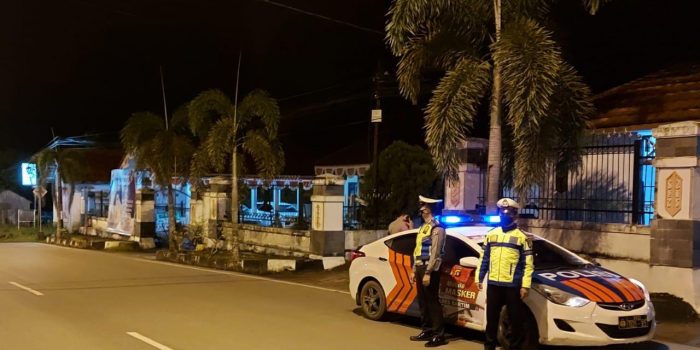 Polres Bartim Laksanakan Patroli Blue Light 1 Polres Bartim Laksanakan Patroli Blue Light 1
