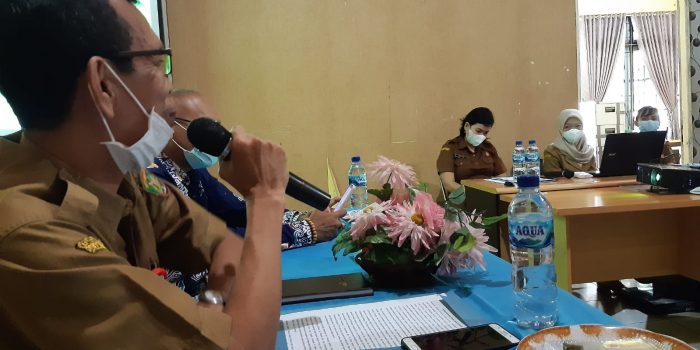 VERIFIKASI DAN VALIDASI DATA KELUARGA BERESIKO STUNTING DISOSIALISASI 1 VERIFIKASI DAN VALIDASI DATA KELUARGA BERESIKO STUNTING DISOSIALISASI 2