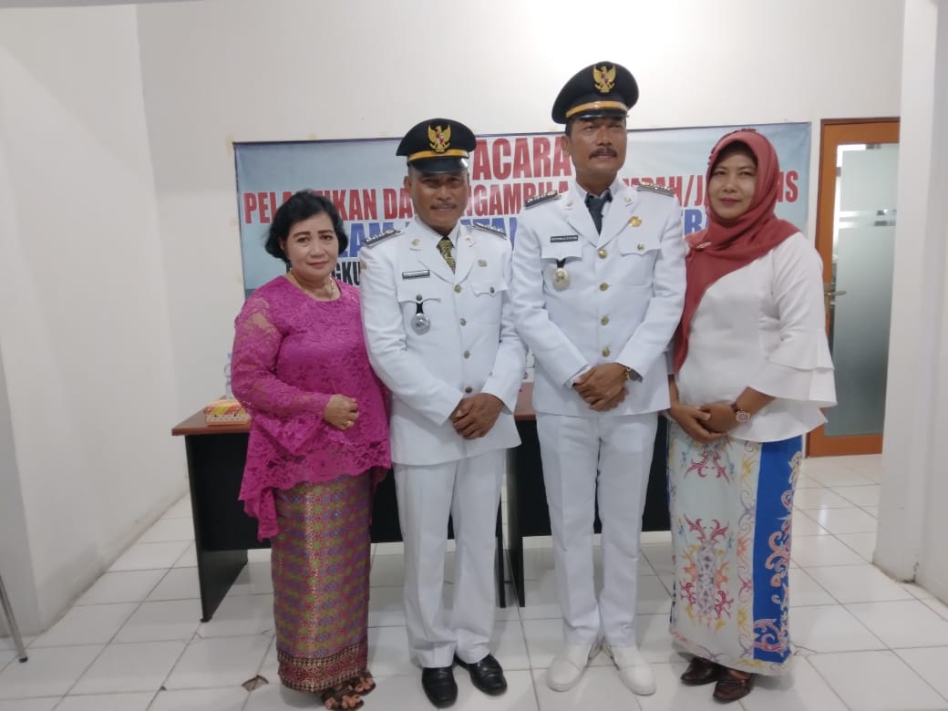 BUPATI KAPUAS LANTIK 2 CAMAT 1 BUPATI KAPUAS LANTIK 2 CAMAT 2