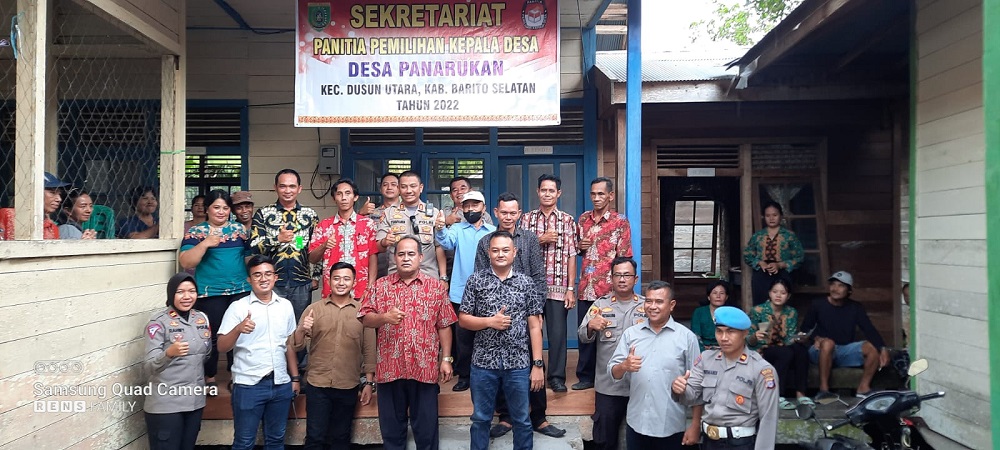 KAPOLRES BARSEL BERPESAN KEPADA CALON KADES DAN MASYARAKAT HARUS MENJAGA KAMTIBMAS 2 KAPOLRES BARSEL BERPESAN KEPADA CALON KADES DAN MASYARAKAT HARUS MENJAGA KAMTIBMAS 3