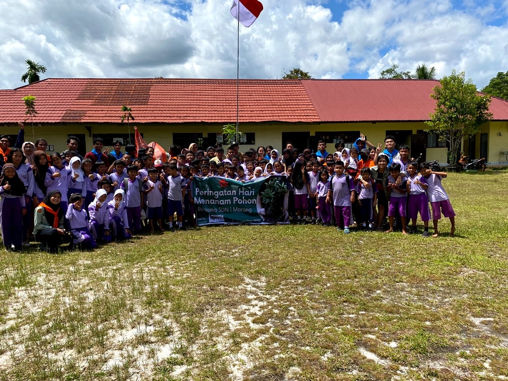 HARI MENANAM POHON, COMODO MAPALA EDUKASI SISWA SD NEGERI-1 MARANG 1 HARI MENANAM POHON, COMODO MAPALA EDUKASI SISWA SD NEGERI-1 MARANG 2