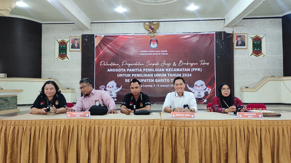 50 ORANG ANGGOTA PPK SE-BARITO TIMUR RESMI DILANTIK 2 50 ORANG ANGGOTA PPK SE-BARITO TIMUR RESMI DILANTIK 3