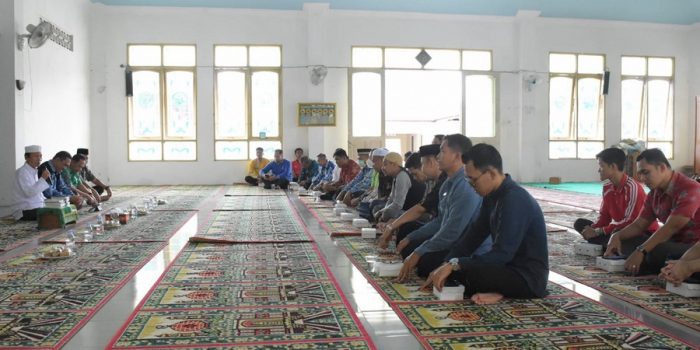 WABUP KAPUAS MINTA ASN LAYANI MASYARAKAT DENGAN TULUS 2 WABUP KAPUAS MINTA ASN LAYANI MASYARAKAT DENGAN TULUS 2