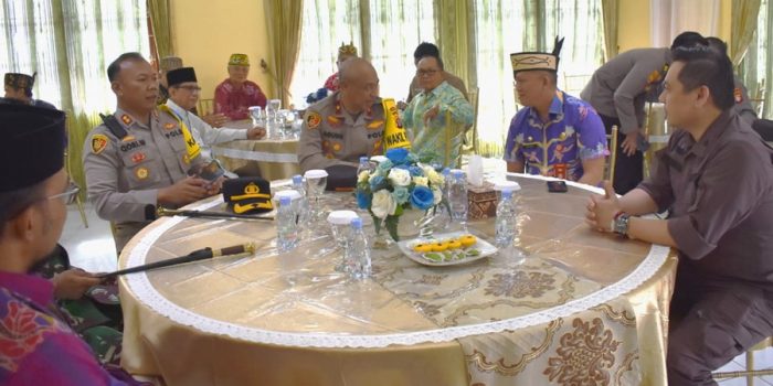 WAKAPOLDA AJAK BERSAMA SEJAHTERAKAN MASYARAKAT KAPUAS 2 WAKAPOLDA AJAK BERSAMA SEJAHTERAKAN MASYARAKAT KAPUAS 2