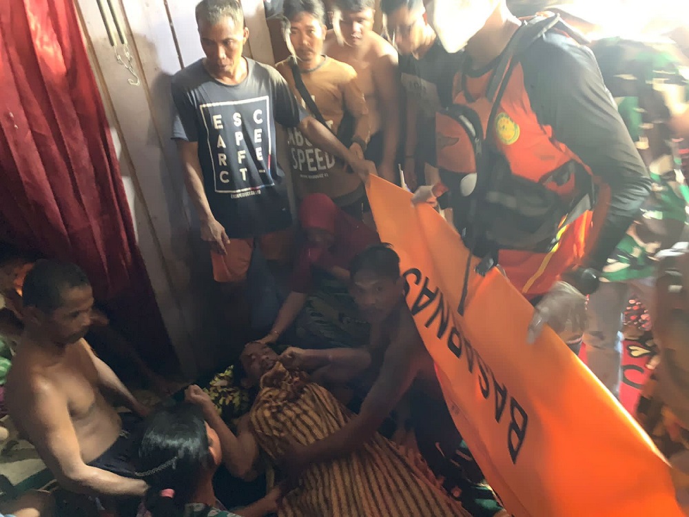 DIDUGA TERPELESET DAN JATUH SAAT HENDAK KENCING, PEMUDA DESA RUNGUN DITEMUKAN SUDAH MENINGGAL DUNIA AKIBAT TENGGELAM 1 DIDUGA TERPELESET DAN JATUH SAAT HENDAK KENCING, PEMUDA DESA RUNGUN DITEMUKAN SUDAH MENINGGAL DUNIA AKIBAT TENGGELAM 2