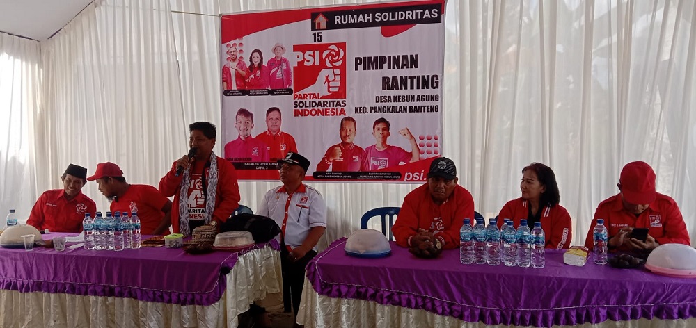 KETUA DPD PSI KOBAR RESMI MELANTIK PENGURUS RANTING DESA KEBUN AGUNG 1 KETUA DPD PSI KOBAR RESMI MELANTIK PENGURUS RANTING DESA KEBUN AGUNG 2