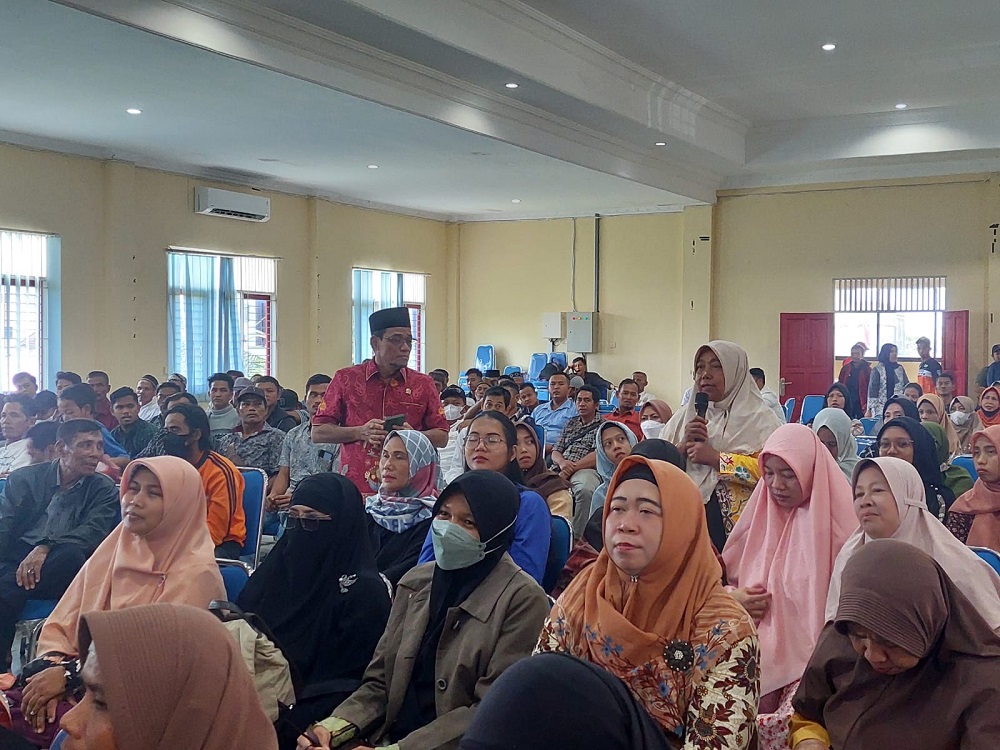 LIBATKAN MASYARAKAT, SOSIALISASI CEGAH STUNTING DAN WUJUDKAN KELUARGA BERKUALITAS DI PALANGKA RAYA 1 LIBATKAN MASYARAKAT, SOSIALISASI CEGAH STUNTING DAN WUJUDKAN KELUARGA BERKUALITAS DI PALANGKA RAYA 2