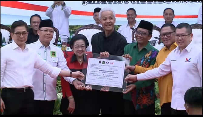 Pasangan Capres Cawapres Ganjar Pranowo dan Mahfud MD Resmi Dideklarasikan 1 Pasangan Capres Cawapres Ganjar Pranowo dan Mahfud MD Resmi Dideklarasikan 2