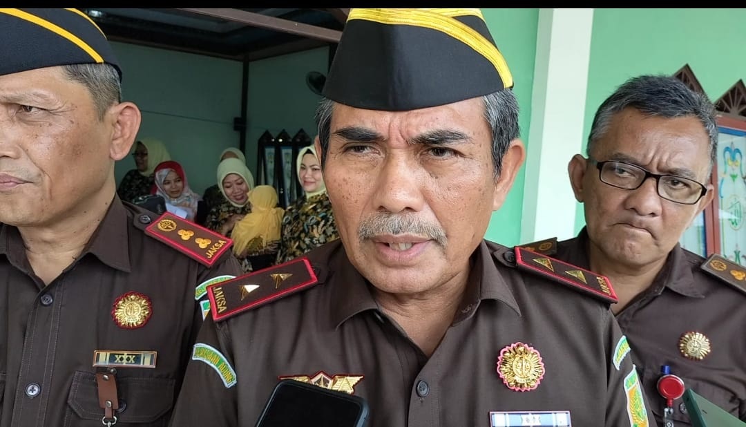 Kajati Kalteng Kunjungi Pondok Pesantren Nurul Anshor Kasongan 1 Kajati Kalteng Kunjungi Pondok Pesantren Nurul Anshor Kasongan 2