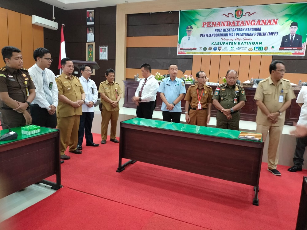Penjabat Bupati Katingan Apresiasi Percepatan Operasional Mal Pelayanan Publik 1 Penjabat Bupati Katingan Apresiasi Percepatan Operasional Mal Pelayanan Publik 2
