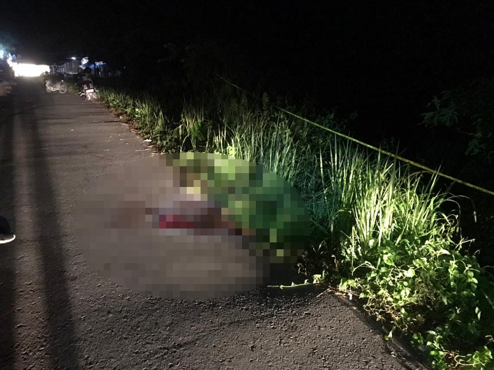 Pesta Pernikahan Bubar, Amat Ditemukan Tewas Bersimbah Darah di Pinggir Jalan 1 Pesta Pernikahan Bubar, Amat Ditemukan Tewas Bersimbah Darah di Pinggir Jalan 2