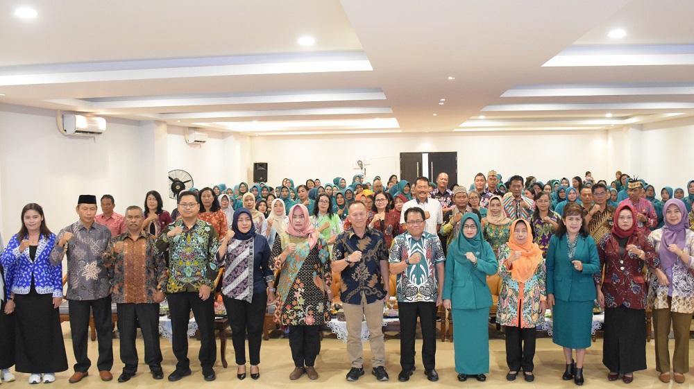 Rapat Konsultasi PKK Kabupaten Kapuas, Penguatan Gerakan untuk Wujudkan Keluarga Sehat dan Tekan Angka Stunting 1 Rapat Konsultasi PKK Kabupaten Kapuas, Penguatan Gerakan untuk Wujudkan Keluarga Sehat dan Tekan Angka Stunting 2